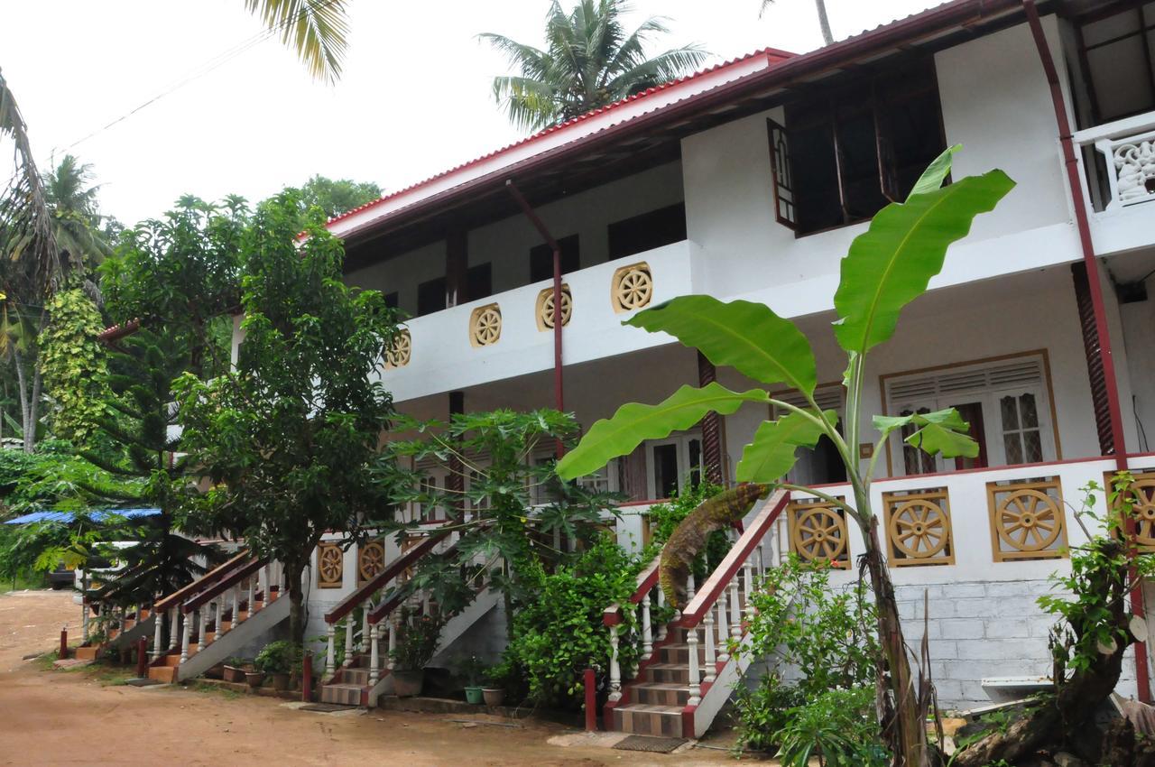 Mama'S Place Mirissa Exterior foto
